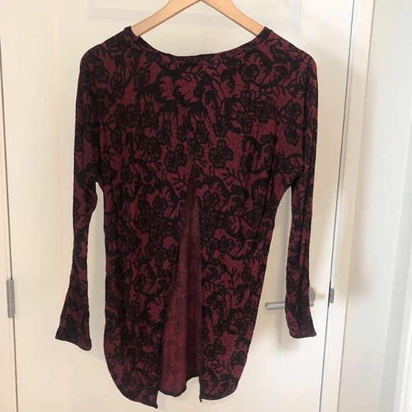 Aritzia Wilfred open back long sleeve - Picture 4 of 5